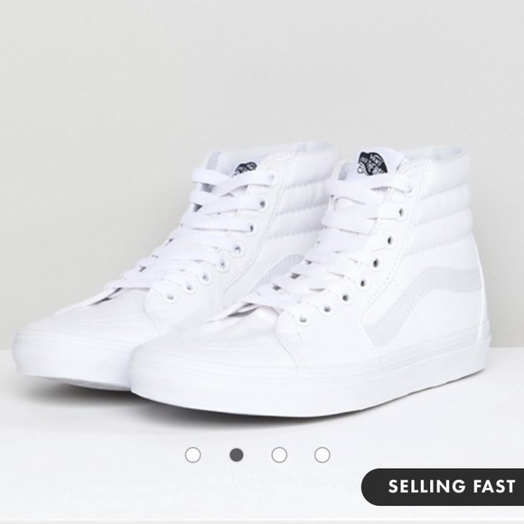 vans classic triple white